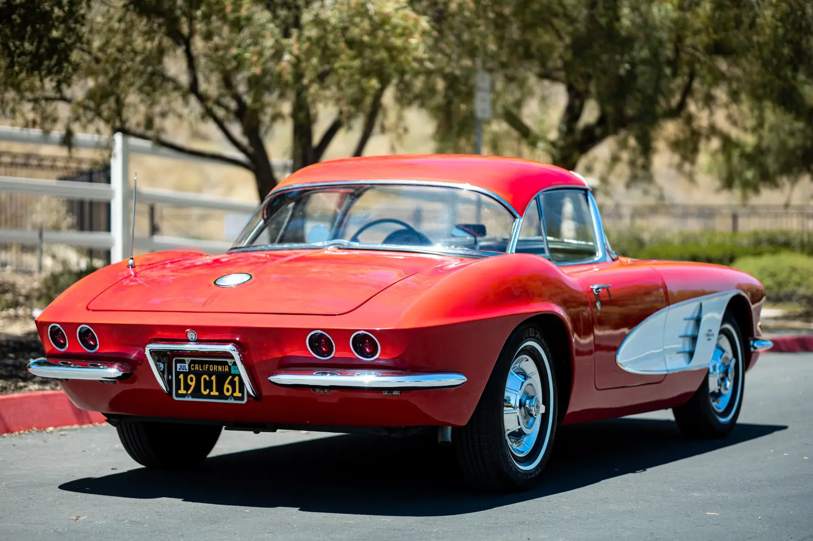 Rear three-quarter on the 1961 Corvette