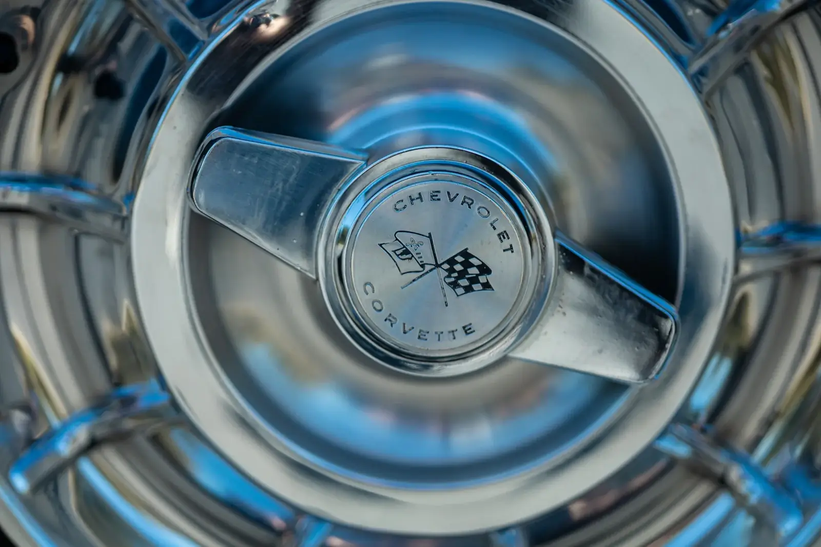 Steering wheel detail on the 1961 Corvette